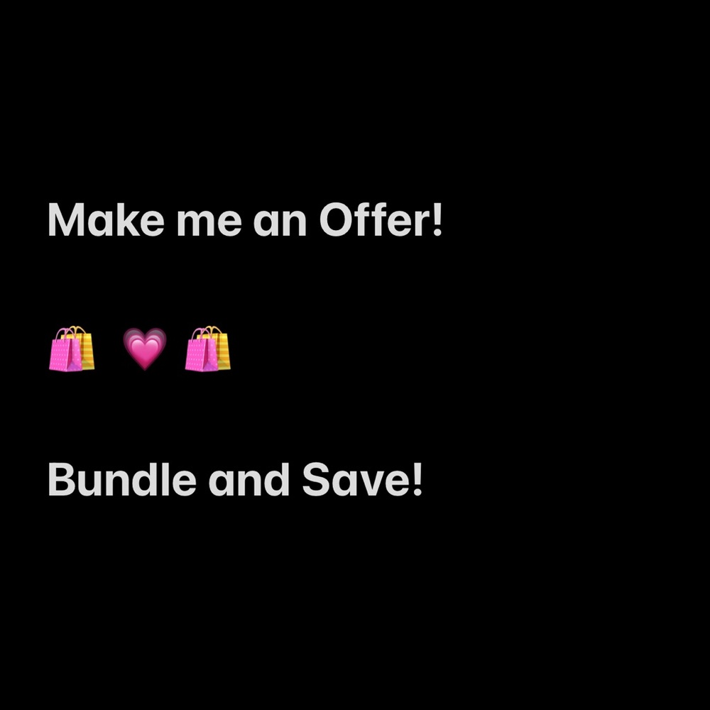 Welcoming all reasonable offers! Please bundle to save! 💗